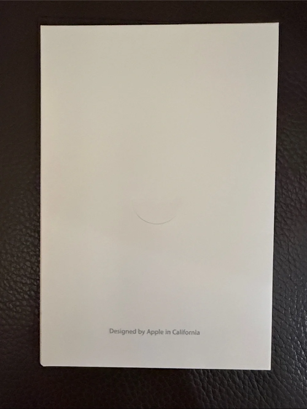 Apple iPad Box Only - *NO iPad* - Apple Decals & Pamphlet
